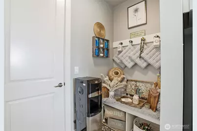 1189 Seawall Lane, Oak Harbor, WA 98277 - Photo 10