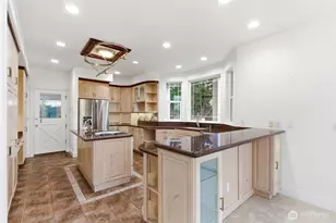 457 E Victor Rd, Belfair, WA 98528 - Photo 12