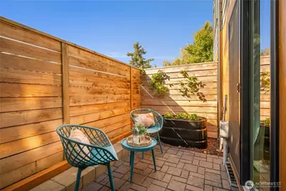 3625 Wallingford Avenue N #B, Seattle, WA 98103 - Photo 32