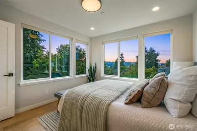 3625 Wallingford Avenue N #B, Seattle, WA 98103 - Photo 18