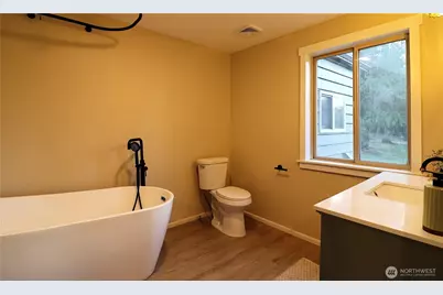 39618 E Meridian, Eatonville, WA 98328 - Photo 24