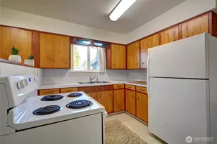 4905 75th Pl NE, Marysville, WA 98270 - Photo 6