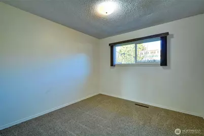 4905 75th Place NE, Marysville, WA 98270 - Photo 12