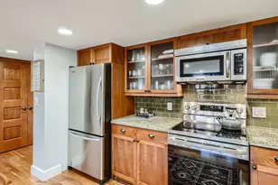 201 Galer St, Seattle, WA 98109 - Photo 6