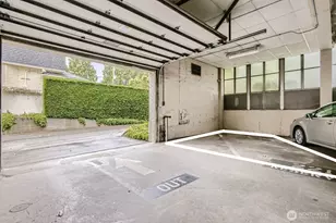 201 Galer St, Seattle, WA 98109 - Photo 16