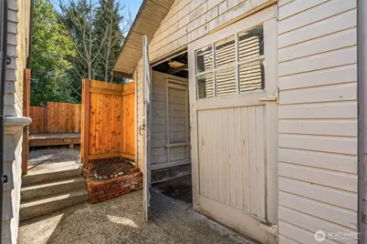 7221 4th Avenue NW, Seattle, WA 98117 - Photo 30