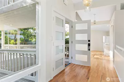 8840 NE 24th Street, Clyde Hill, WA 98004 - Photo 6