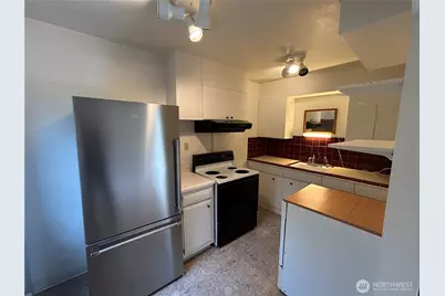 4717 Terrace Drive NE #4717, Seattle, WA 98105 - Photo 6