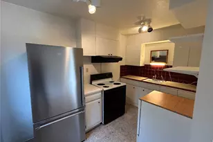 4717 Terrace Dr NE, Seattle, WA 98105 - Photo 6