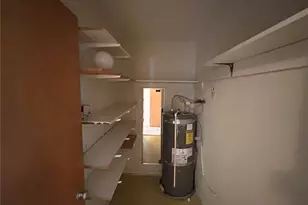 4717 Terrace Dr NE, Seattle, WA 98105 - Photo 10