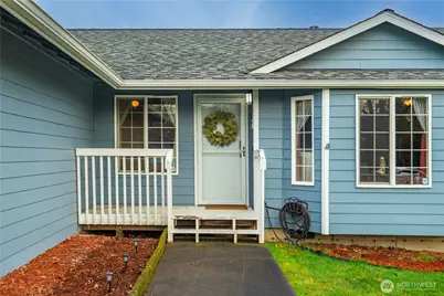 1925 24th Avenue Ct SE, Puyallup, WA 98374 - Photo 2