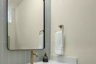 106 B N 80th, Seattle, WA 98103 - Photo 6