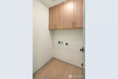 106 B N 80th, Seattle, WA 98103 - Photo 12