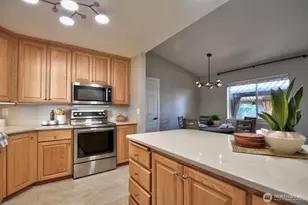 12413 122nd St E, Puyallup, WA 98374 - Photo 10