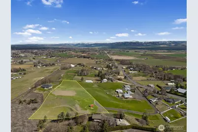 94 Kerley Drive, Walla Walla, WA 99362 - Photo 2