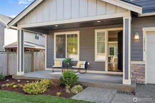 12113 23rd Dr SE, Everett, WA 98208 - Photo 2