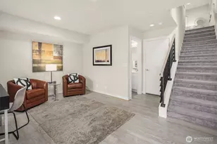 1910 Riva Ln NW, Issaquah, WA 98027 - Photo 4