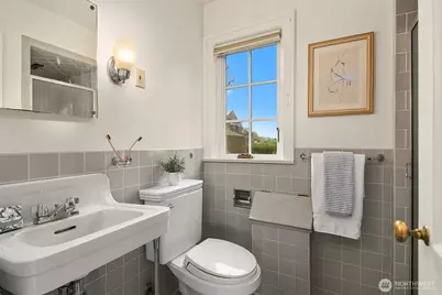 3033 E Laurelhurst Drive NE, Seattle, WA 98105 - Photo 16