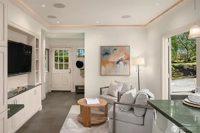 3033 E Laurelhurst Drive NE, Seattle, WA 98105 - Photo 8