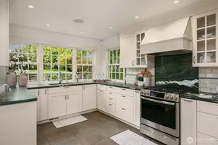 3033 E Laurelhurst Dr NE, Seattle, WA 98105 - Photo 10