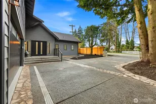 130 203rd Pl SW, Lynnwood, WA 98036 - Photo 2