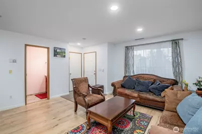 17008 SE 183rd Place, Renton, WA 98058 - Photo 6