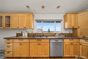 4538 Somerset Dr SE, Bellevue, WA 98006 - Photo 10