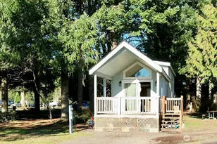 150 Happy Trails Rd, Castle Rock, WA 98611 - Photo 2