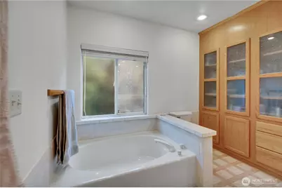 3611 I Street NE #19, Auburn, WA 98002 - Photo 24