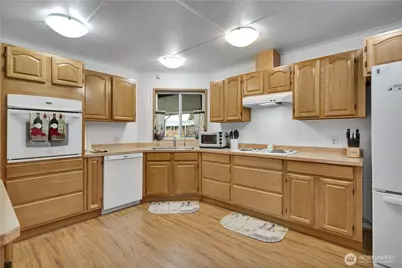 3611 I Street NE #19, Auburn, WA 98002 - Photo 14