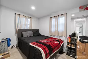 4110 W J St, Bremerton, WA 98312 - Photo 4