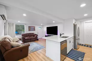 4110 W J St, Bremerton, WA 98312 - Photo 14