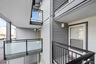 2515 NE 4th St, Renton, WA 98056 - Photo 32