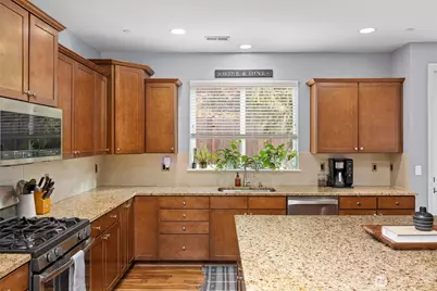 10508 174th Avenue E, Bonney Lake, WA 98391 - Photo 12