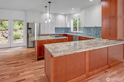 414 10th Street S, Kirkland, WA 98033 - Photo 8