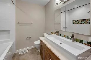 414 10th St S, Kirkland, WA 98033 - Photo 24