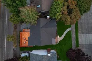 6524 Division Ave NW, Seattle, WA 98117 - Photo 30