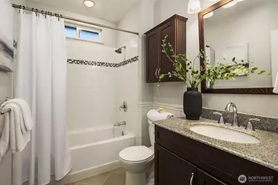 6524 Division Avenue NW, Seattle, WA 98117 - Photo 20