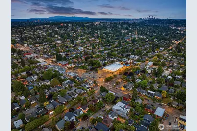 6524 Division Avenue NW, Seattle, WA 98117 - Photo 36