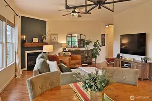 4900 Spinnaker Dr, Freeland, WA 98249 - Photo 10