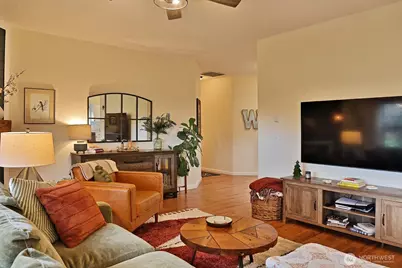 4900 Spinnaker Drive, Freeland, WA 98249 - Photo 6