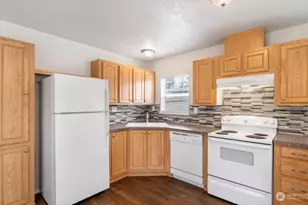 17114 153rd Ave SE, Yelm, WA 98597 - Photo 6