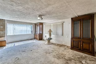 6015 Whitmore Dr NW, Gig Harbor, WA 98335 - Photo 10
