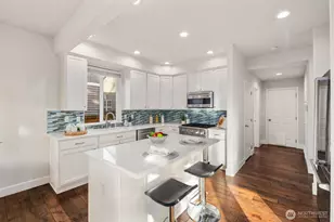 12219 NE 105th St, Kirkland, WA 98033 - Photo 10