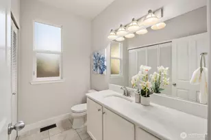 12219 NE 105th St, Kirkland, WA 98033 - Photo 16