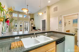 1705 Dock St, Tacoma, WA 98402 - Photo 10