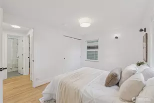 9209 20th Ave NE, Seattle, WA 98115 - Photo 18