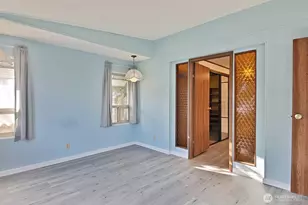 225 NE Ernst St, Oak Harbor, WA 98277 - Photo 22