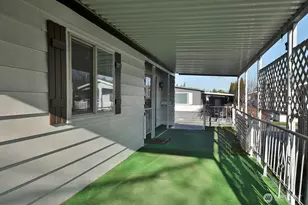 225 NE Ernst St, Oak Harbor, WA 98277 - Photo 30