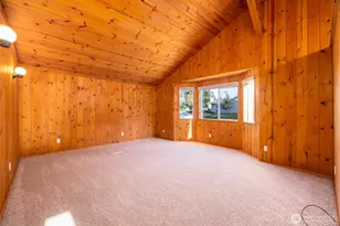 4714 Cypress Dr, Anacortes, WA 98221 - Photo 6